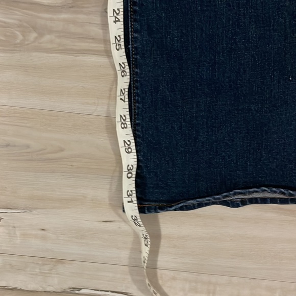 Old navy mid rise dark wash jeans - Picture 8 of 9